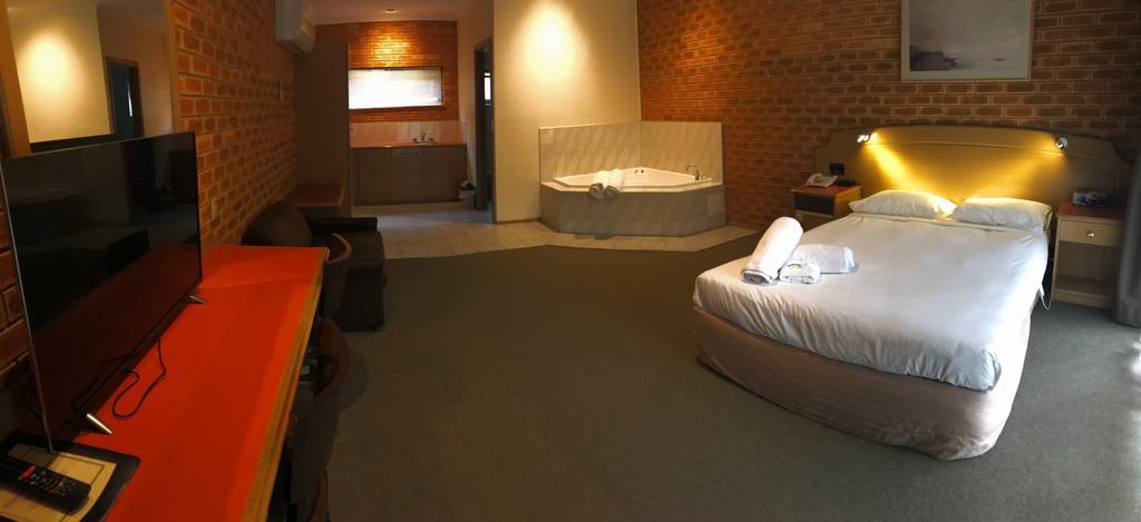 Eltham Motor Inn Melbourne Buitenkant foto